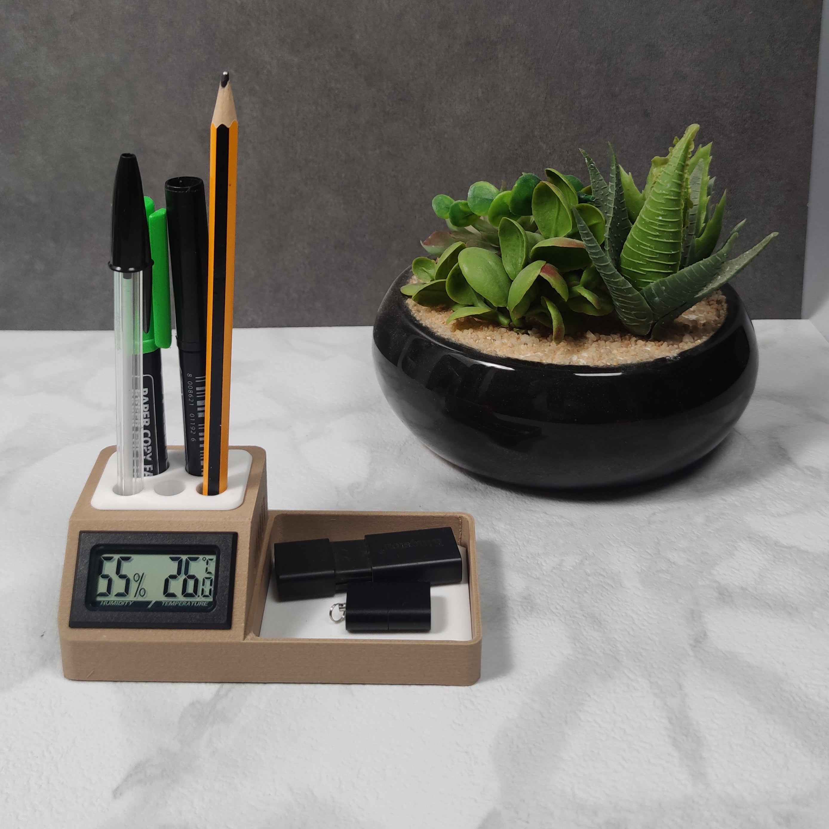 PORTAPENNE CON TERMOMETRO E IGROMETRO