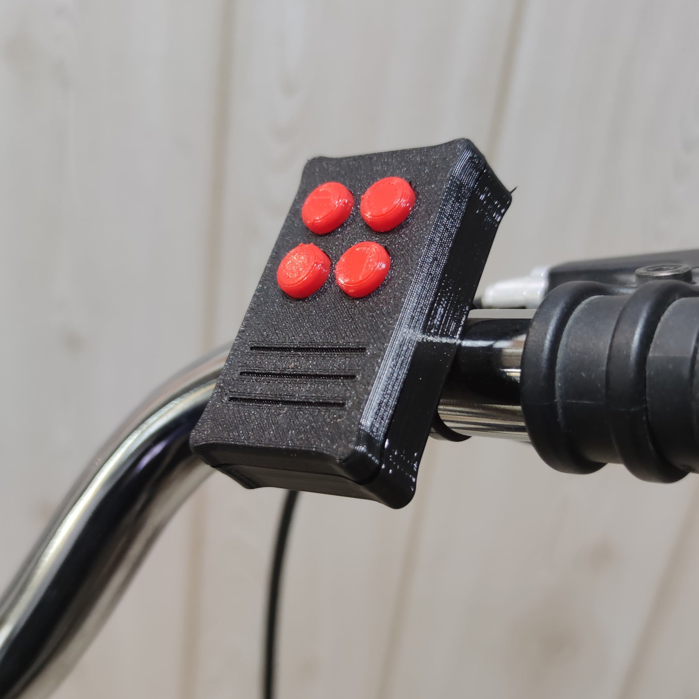 APRI CANCELLO UNIVERSALE PER MANUBRIO MULTIFREQUENZA