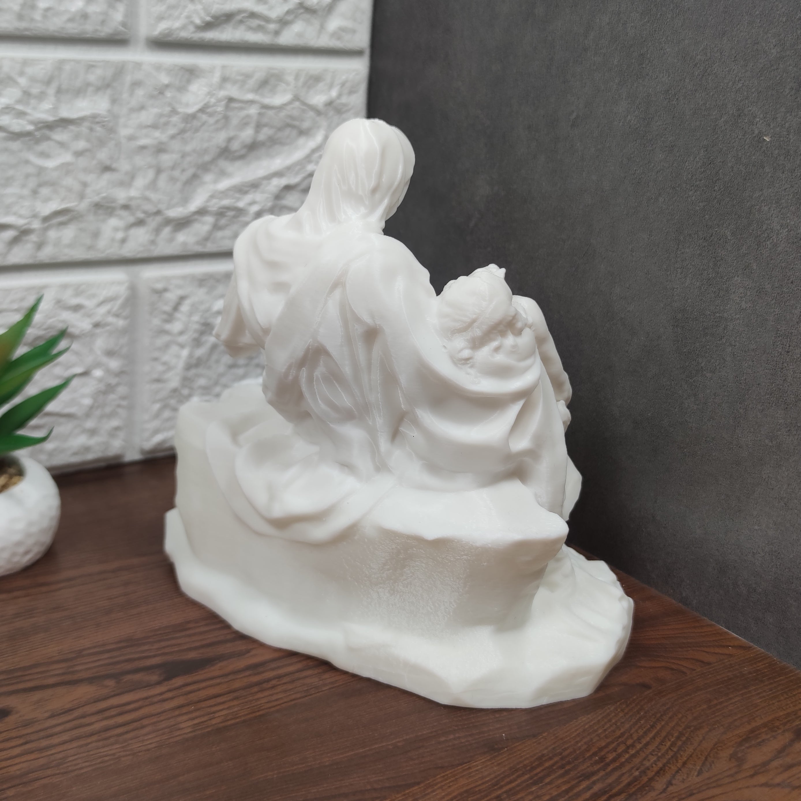 LA PIETA'